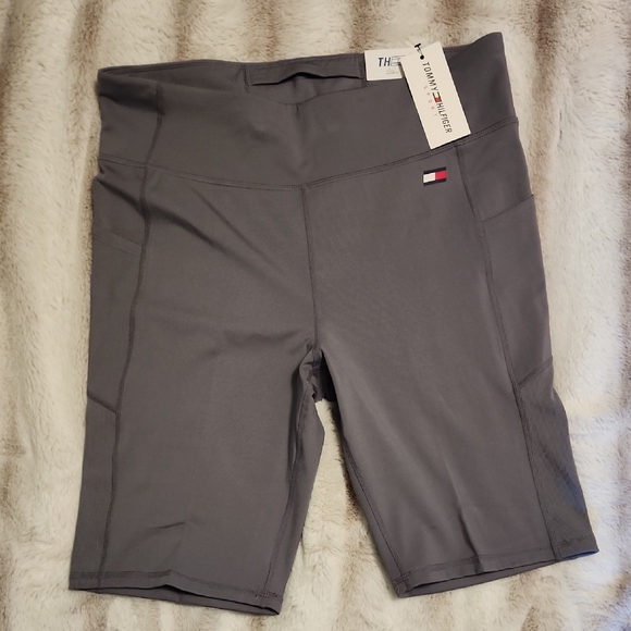 Tommy Hilfiger Gray Bike Shorts Performance Stretch - Picture 1 of 8